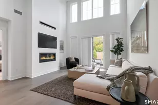 3 Whisper Rdg Wy, Woodbridge, CT 06525 - Photo 3