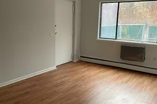 88 Wakelee Rd, Waterbury, CT 06705 - Photo 3