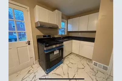 4 Tyler Circle, Manchester, CT 06040 - Photo 3