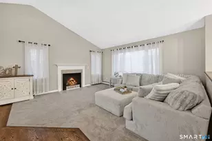 1021 Suffield St, Suffield, CT 06078 - Photo 9