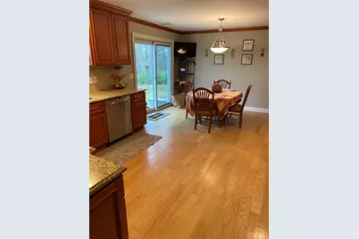 5 Meadow Wood Road, Trumbull, CT 06611 - Photo 7