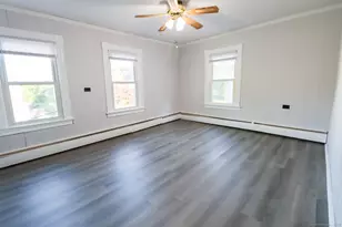 48 Golden St, Norwich, CT 06360 - Photo 5