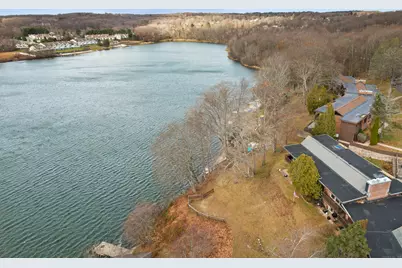 264 Lyman Road #APT 2-11, Wolcott, CT 06716 - Photo 3