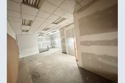 105 Bank Street #1A, Waterbury, CT 06702 - Photo 5