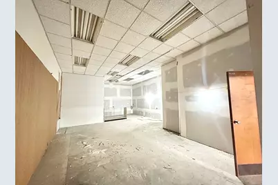 105 Bank Street #1A, Waterbury, CT 06702 - Photo 1