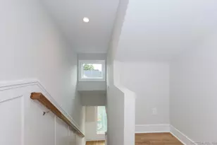 124 Fox St, Fairfield, CT 06824 - Photo 25