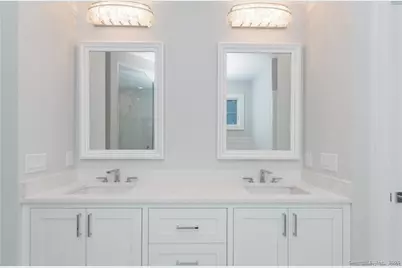 124 Fox Street, Fairfield, CT 06824 - Photo 21