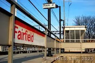 124 Fox St, Fairfield, CT 06824 - Photo 29