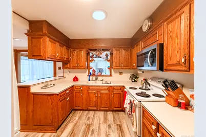 116 East Putnam Road, Putnam, CT 06260 - Photo 7