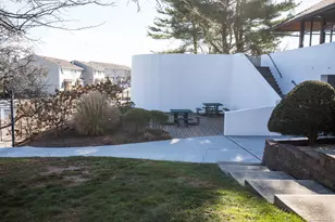 163 Monticello Dr, Branford, CT 06405 - Photo 33