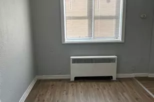 305 Parrott Ave, Bridgeport, CT 06606 - Photo 3