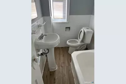 305 Parrott Avenue #1b, Bridgeport, CT 06606 - Photo 7