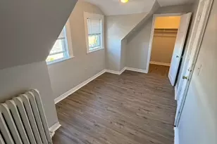 277 Scofield Ave, Bridgeport, CT 06605 - Photo 3