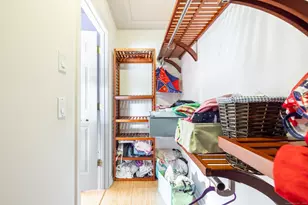 49 Park Pl Cir, West Hartford, CT 06110 - Photo 11