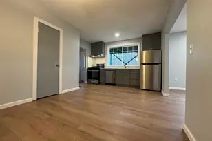 9 South St, Cromwell, CT 06416 - Photo 11