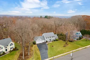 116 Larkspur Ln, Bristol, CT 06010 - Photo 3