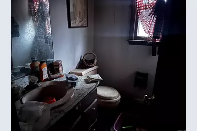 37 Eastview Drive, New Fairfield, CT 06812 - Photo 17