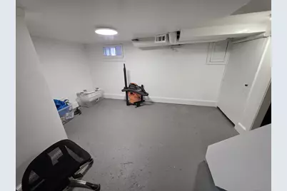 70 Sims Street, Bridgeport, CT 06604 - Photo 17