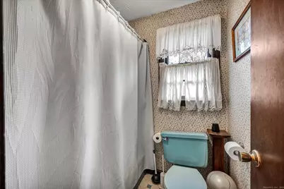 18 Tumblebrook Road, Plymouth, CT 06786 - Photo 27