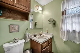 18 Tumblebrook Rd, Plymouth, CT 06786 - Photo 19