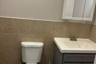 526 Garden St, Hartford, CT 06112 - Photo 3