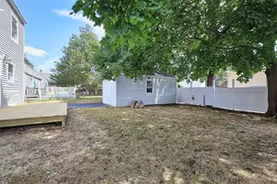 405 Ruth St, Bridgeport, CT 06606 - Photo 3