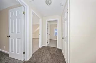 423 Waterville St, Waterbury, CT 06710 - Photo 33