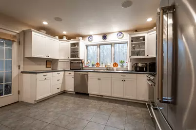 15 Forsyth Road, Montville, CT 06370 - Photo 5