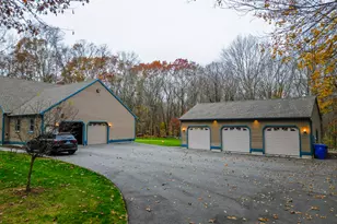 15 Forsyth Rd, Montville, CT 06370 - Photo 3