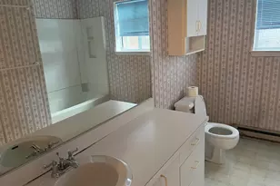 925 Oronoke Rd, Waterbury, CT 06708 - Photo 9