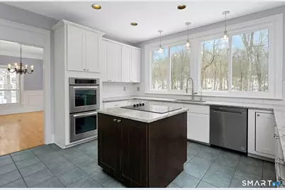 6 Morganti Court, Ridgefield, CT 06877 - Photo 9