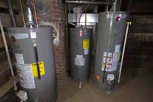 181 Fairlawn Ave, Waterbury, CT 06705 - Photo 11