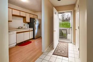 53 Brushy Plain Rd, Branford, CT 06405 - Photo 5