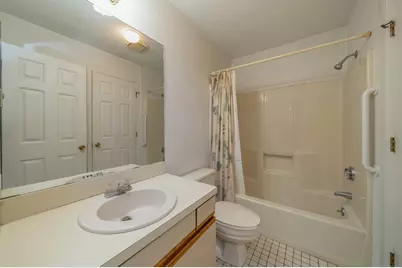 53 Brushy Plain Road #APT 3D, Branford, CT 06405 - Photo 11