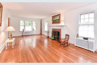 61 Villa Avenue, Fairfield, CT 06825 - Photo 5