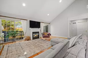 76 Hilary Cir, Fairfield, CT 06825 - Photo 7