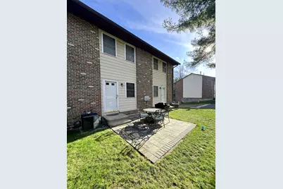 322 Knapps Highway #322, Fairfield, CT 06825 - Photo 19