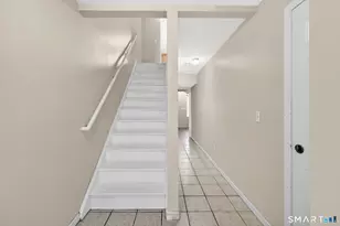 174 Stonefield Dr, Waterbury, CT 06705 - Photo 3