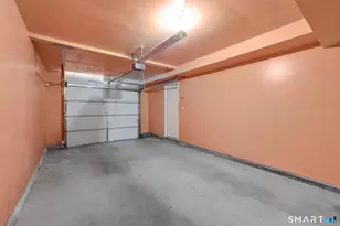 174 Stonefield Dr, Waterbury, CT 06705 - Photo 29