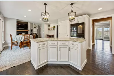 34 Yogananda Street, Newtown, CT 06482 - Photo 5