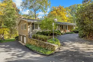 30 Dulan Dr, Stamford, CT 06903 - Photo 3