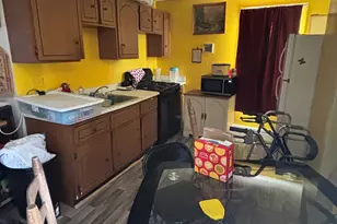 509 Pembroke St, Bridgeport, CT 06608 - Photo 19