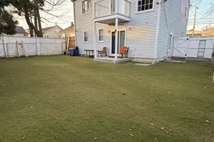 605 Merritt St, Bridgeport, CT 06606 - Photo 3