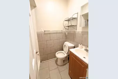 605 Merritt Street, Bridgeport, CT 06606 - Photo 21