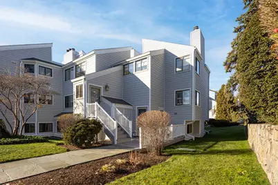133 Rowayton Woods Drive #133, Norwalk, CT 06854 - Photo 1
