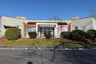 70 Boston Post Rd, Waterford, CT 06385 - Photo 1