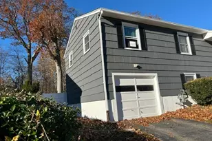 144 Hilltop Ln, West Haven, CT 06516 - Photo 3