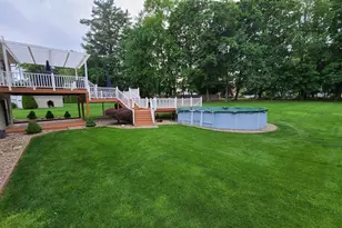 11 Donna Ln, East Hartford, CT 06118 - Photo 3