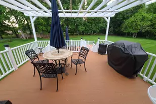 11 Donna Ln, East Hartford, CT 06118 - Photo 5