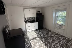 16 Wilkinson St, Putnam, CT 06260 - Photo 27